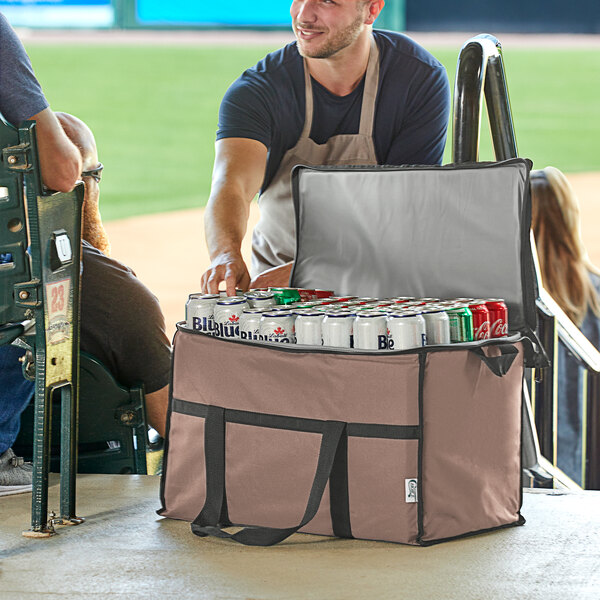How Insulated Cooler Bags Keep Drinks and Food Fresh for Longer? post thumbnail image